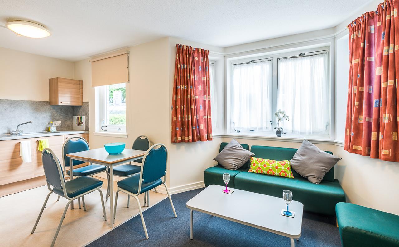 Apartment Fraser Court *