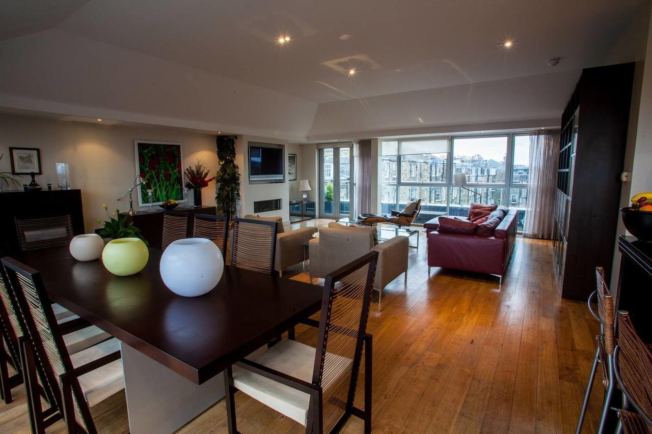 Skyview Penthouse - New Town Apartment