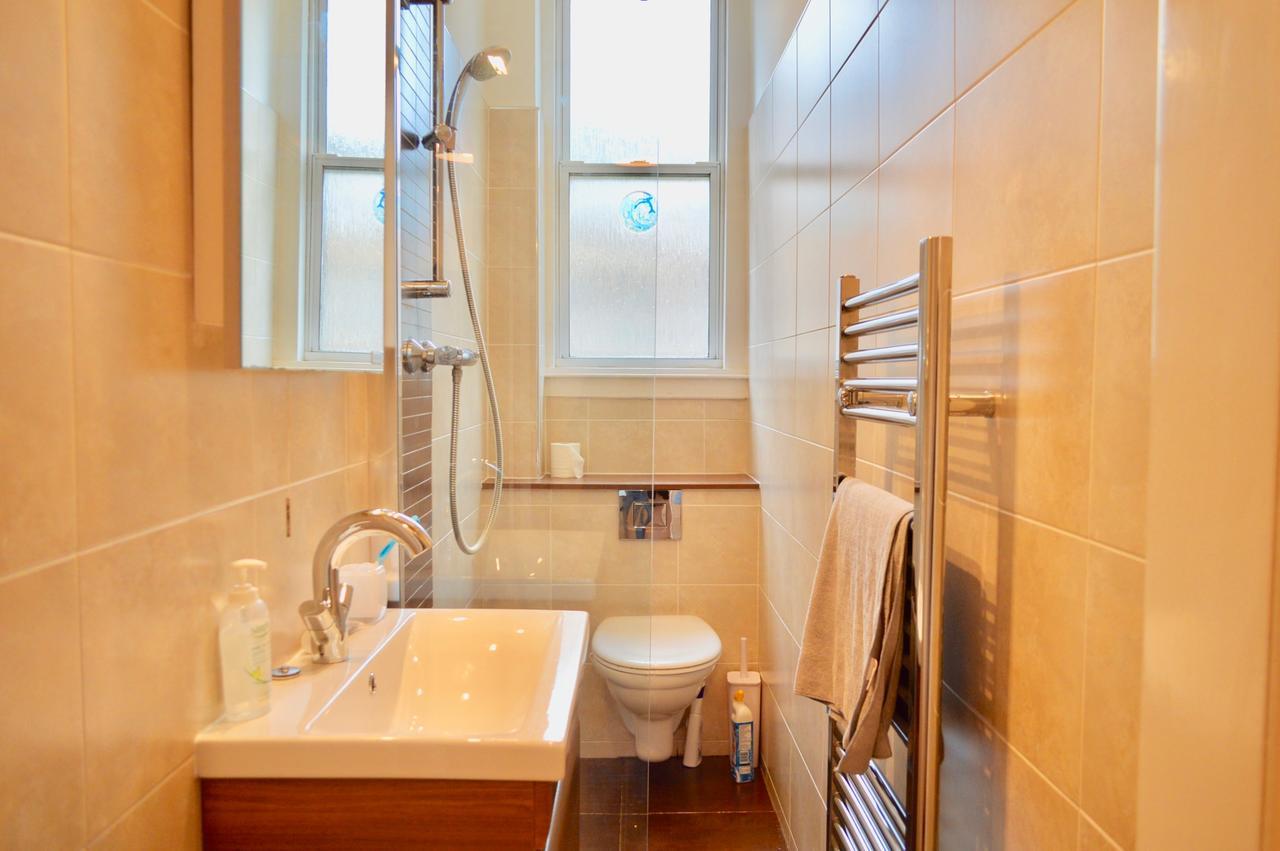 One Bedroom Flat With Box In Apartment
