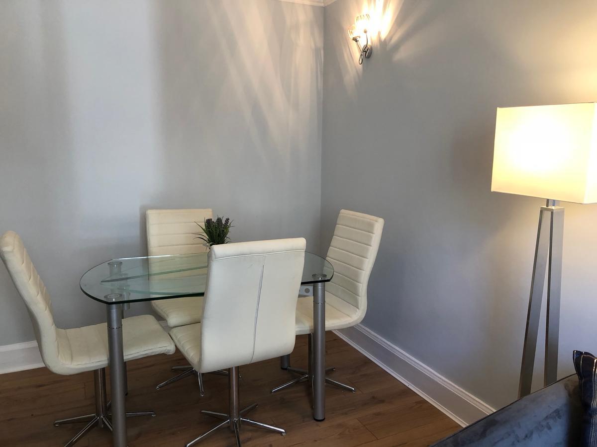 Lovely Flat In Morrison Street Apartment *