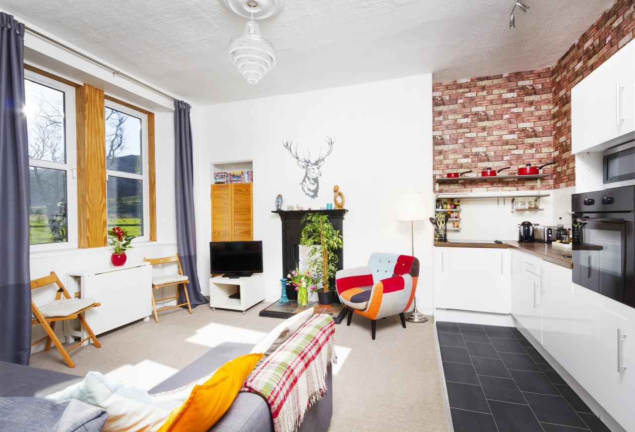Apartment Holyrood Park View