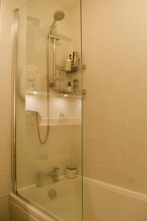 2 Bedroom Flat In Edinburgh