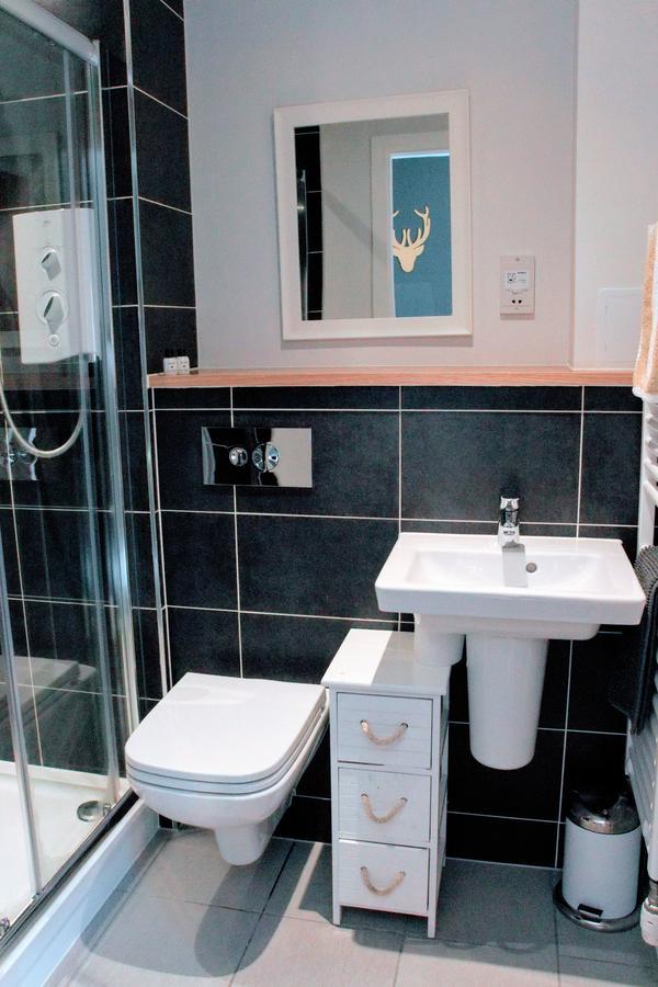 Contemporary With Garden Apartment Edinburgh