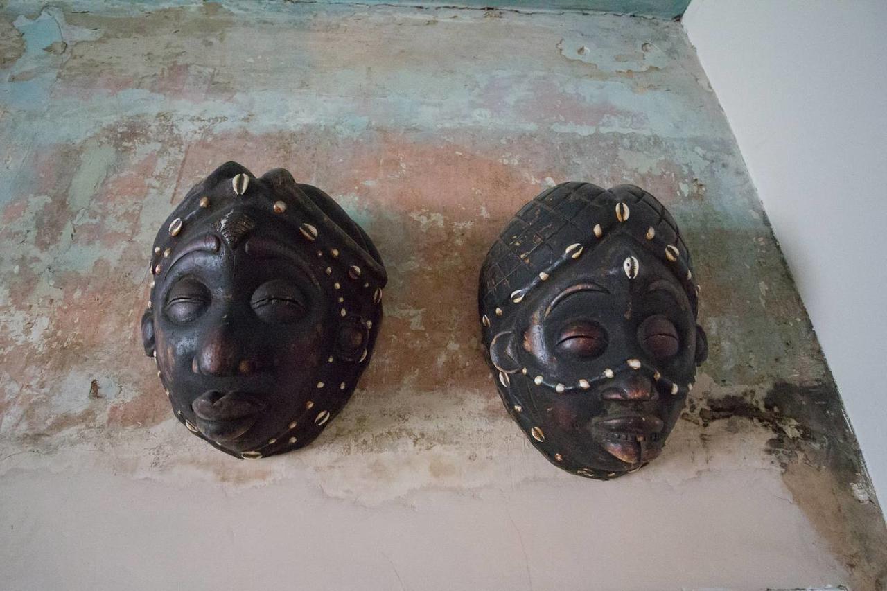 Unique And Private Georgian In The Apartment