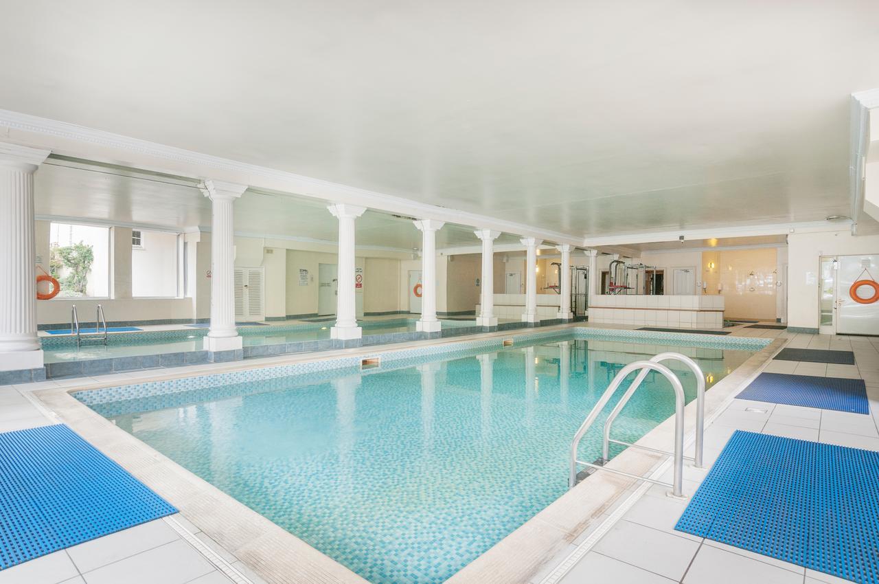 Apartment Stunning 2 Bed Near Haymarket With Pool EDI