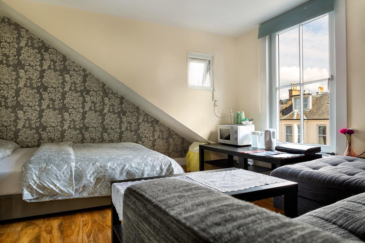 Guest house Centre Townhouse 2*