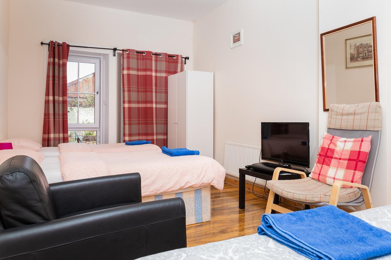 Centre Townhouse 2* Edinburgh
