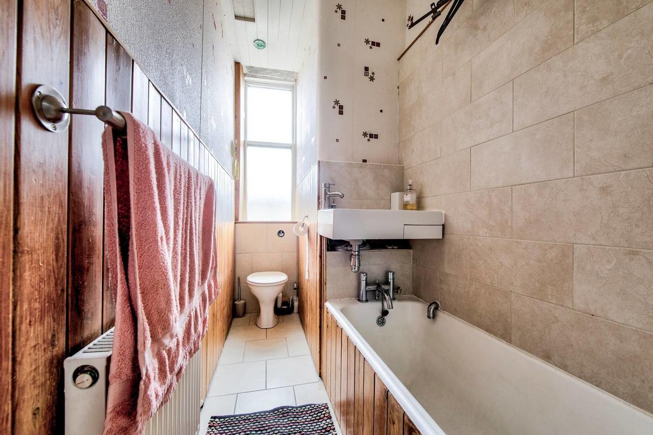 Bright With Stunning Views * Edinburgh