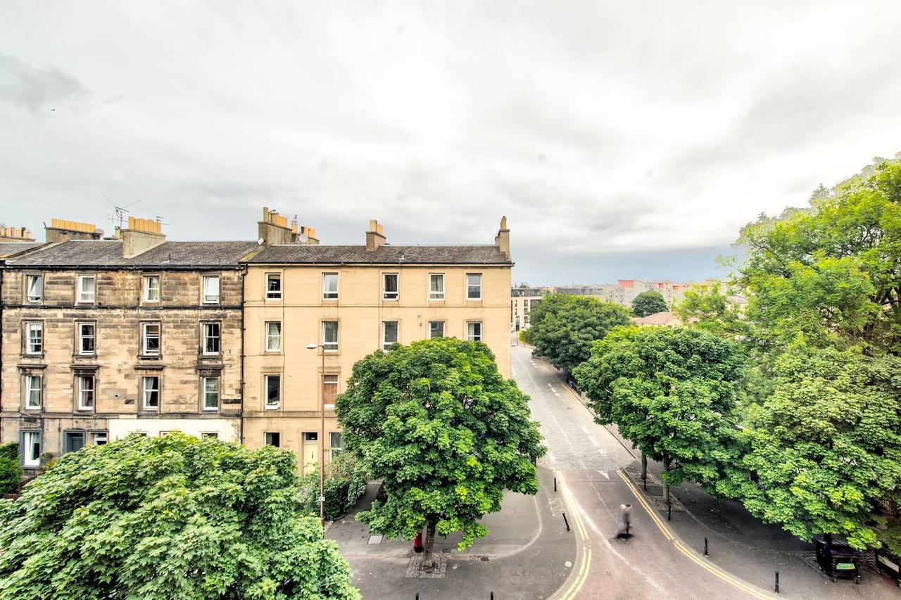 Apartment Bright With Stunning Views