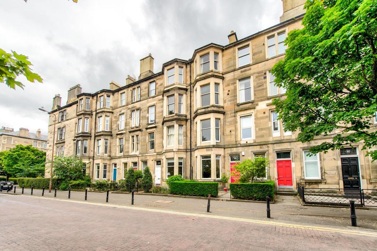 Bright With Stunning Views *
