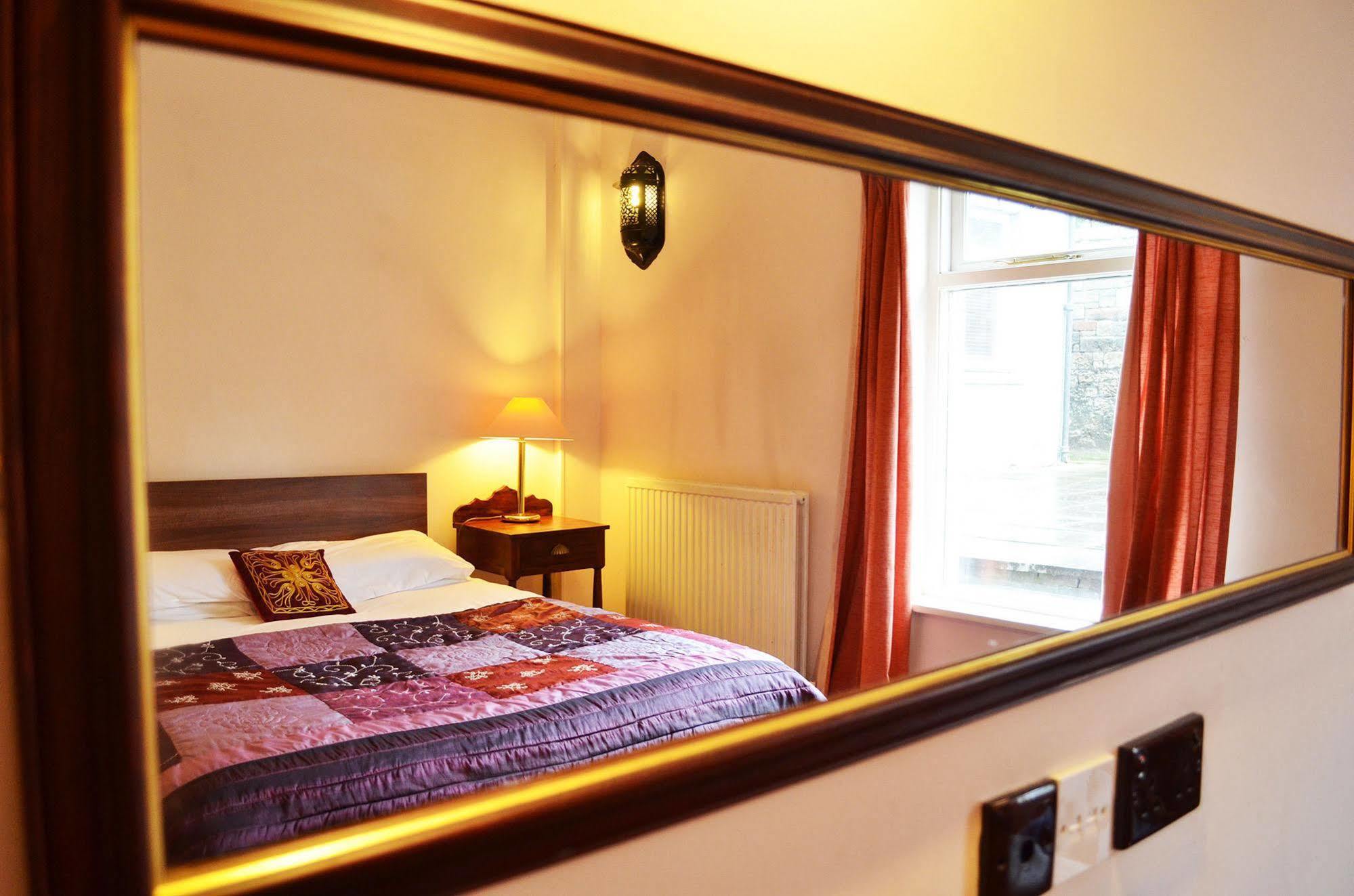Iholiday 3* Edinburgh