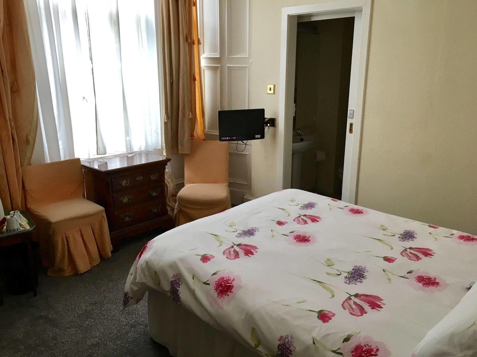 Dorstan House Guest house 3*