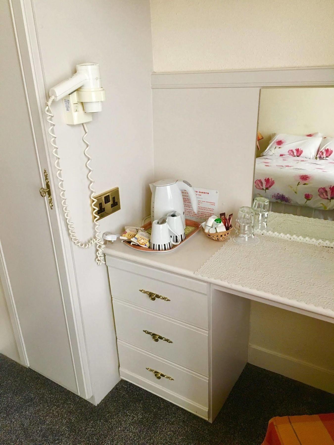 Guest house Dorstan House 3*