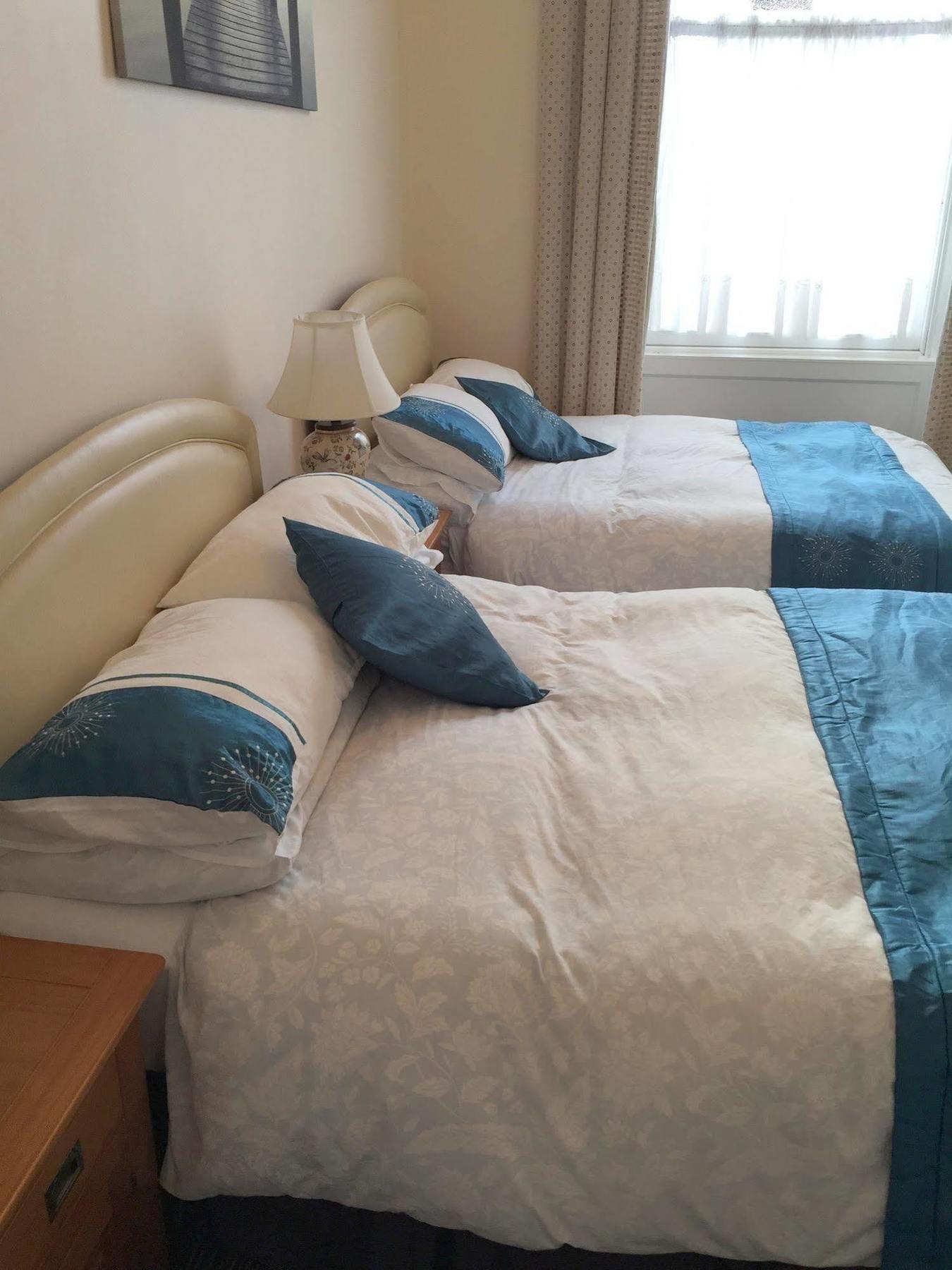 Tania Hotel