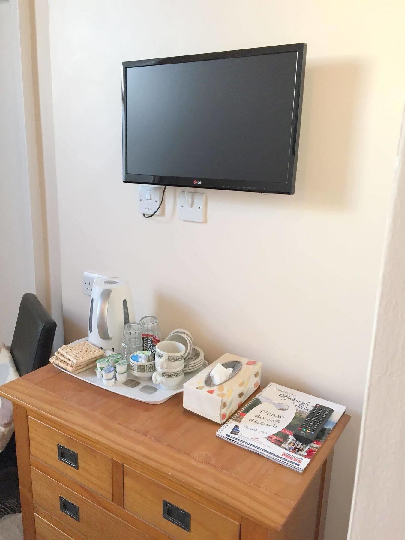 Tania Hotel 3*