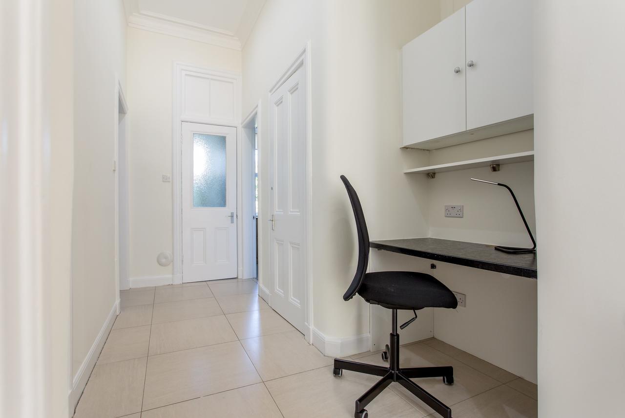 Apartment Colonial Victorian Apartment, Fab Central Location *