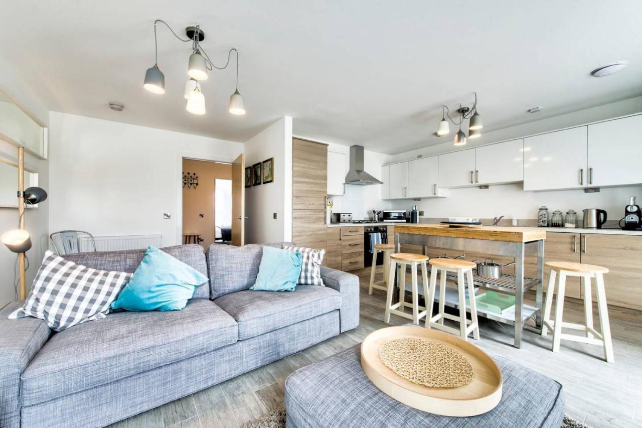 Altido Modern 2bed Apt With Amazing Views * Edinburgh