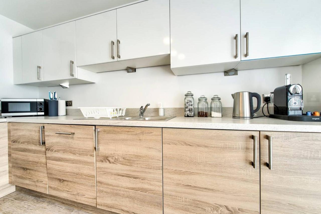 Apartment Altido Modern 2bed Apt With Amazing Views *