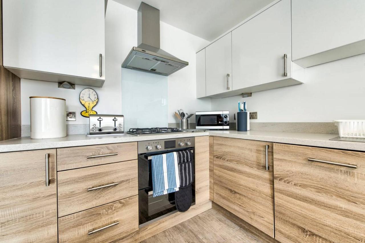 Altido Modern 2bed Apt With Amazing Views * Edinburgh