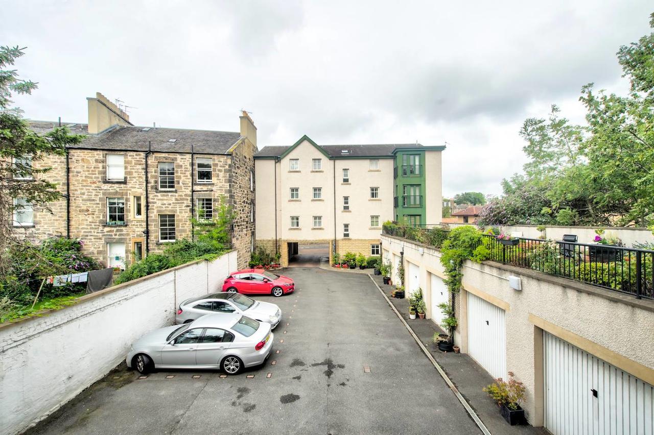 Spacious Next Water Of Leith Apartment