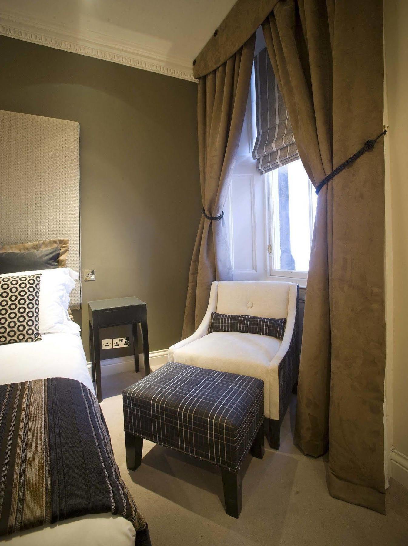 Fraser Hotel