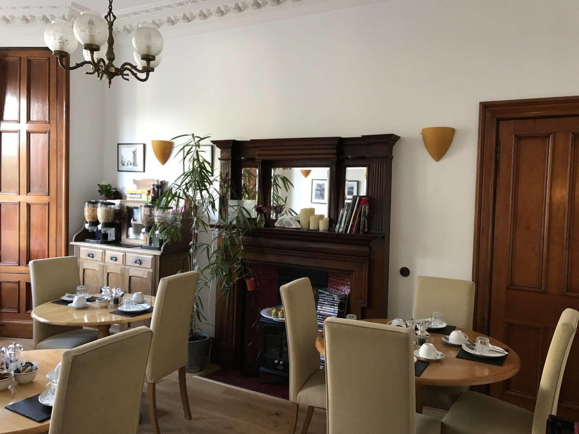 Canadale Bed & Breakfast Edinburgh