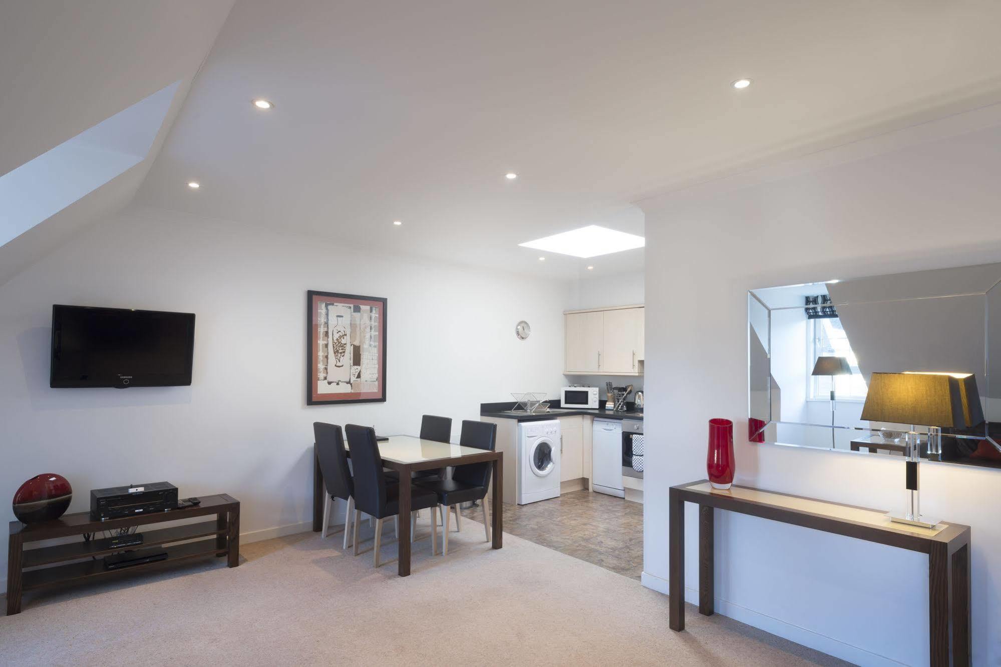 Fountain Court - Grove Executive Edinburgh