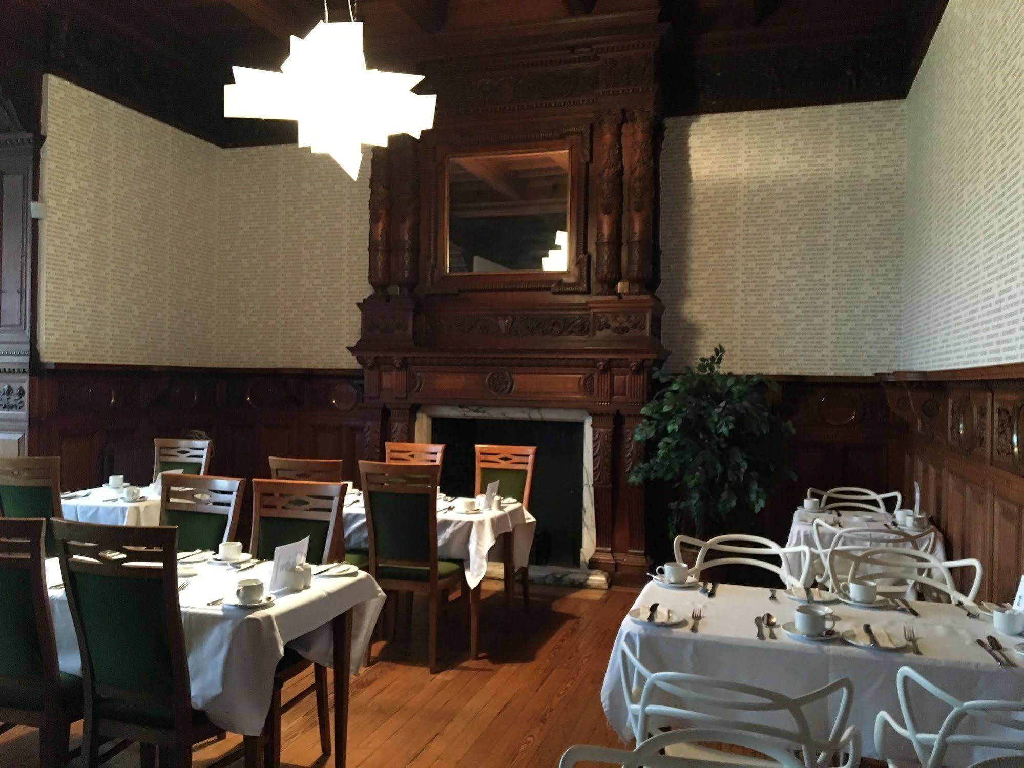 B+B Edinburgh Hotel 4*