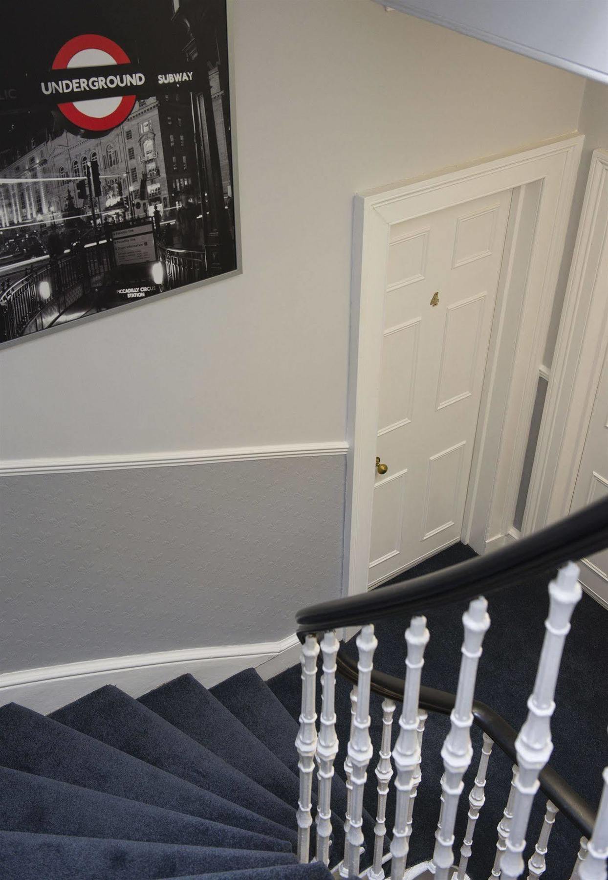 Caledonian Guest house Edinburgh