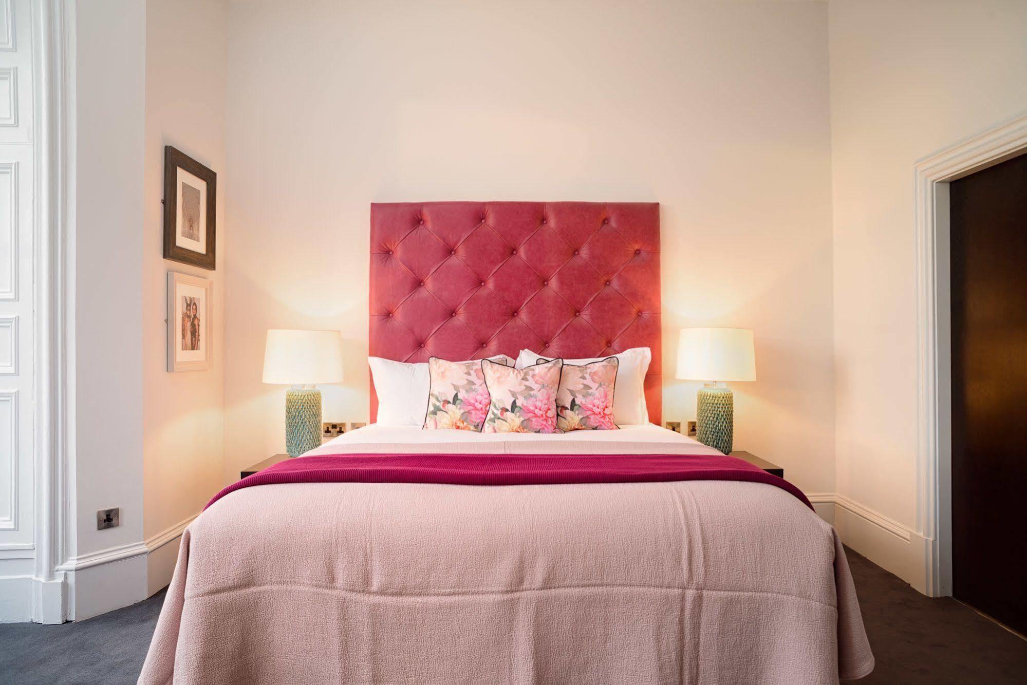 Hotel Black Ivy 4*