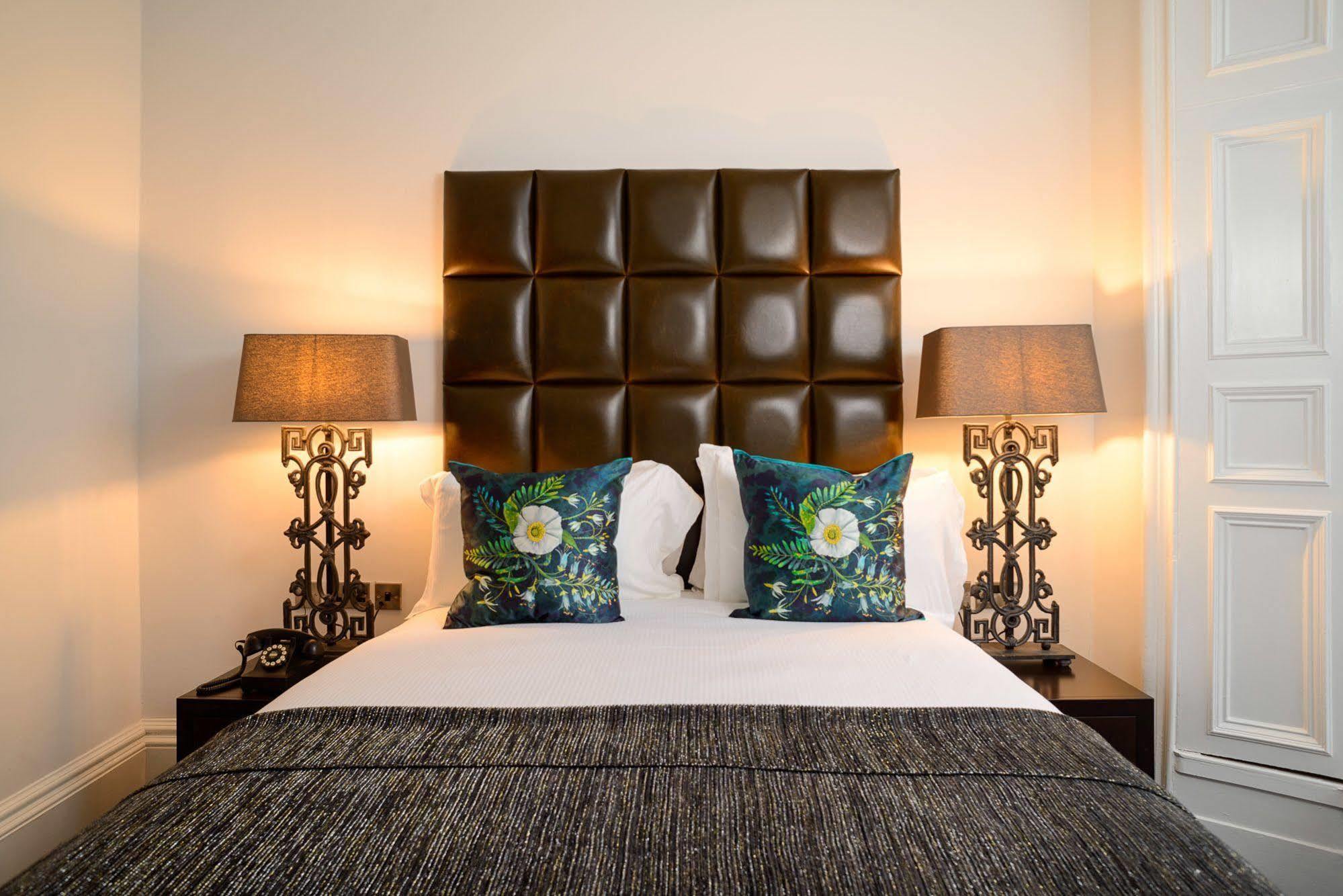 Black Ivy Hotel