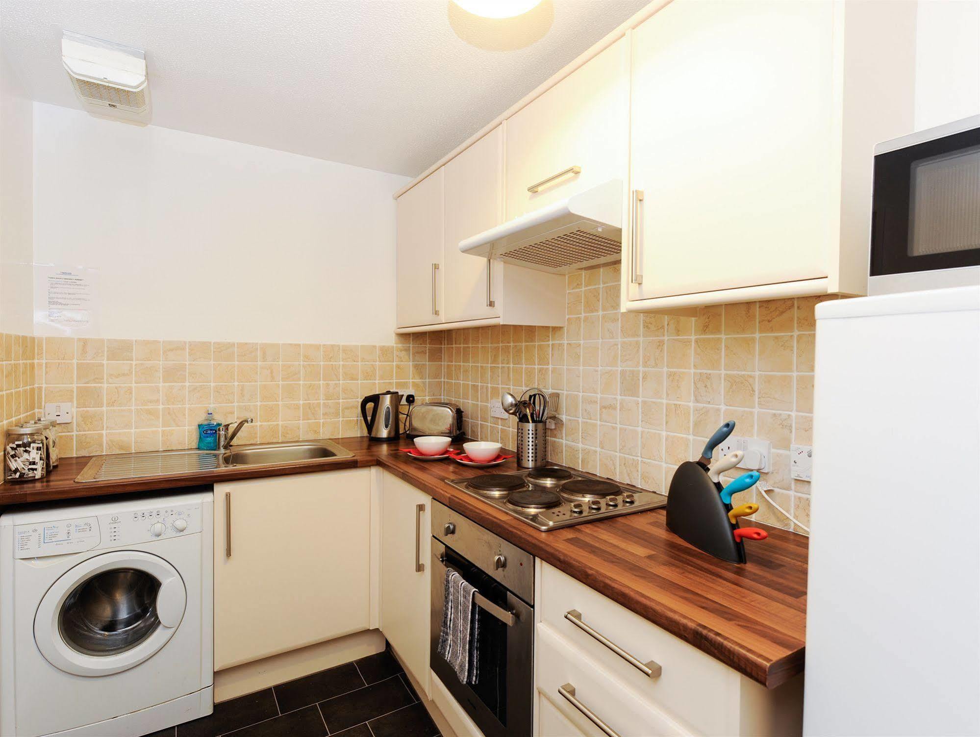 Rodney Apartments By Destination Edinburgh Apartment