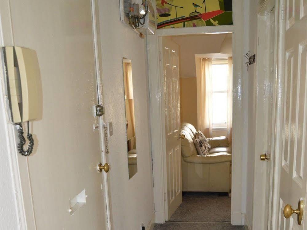 Apartment Capital *