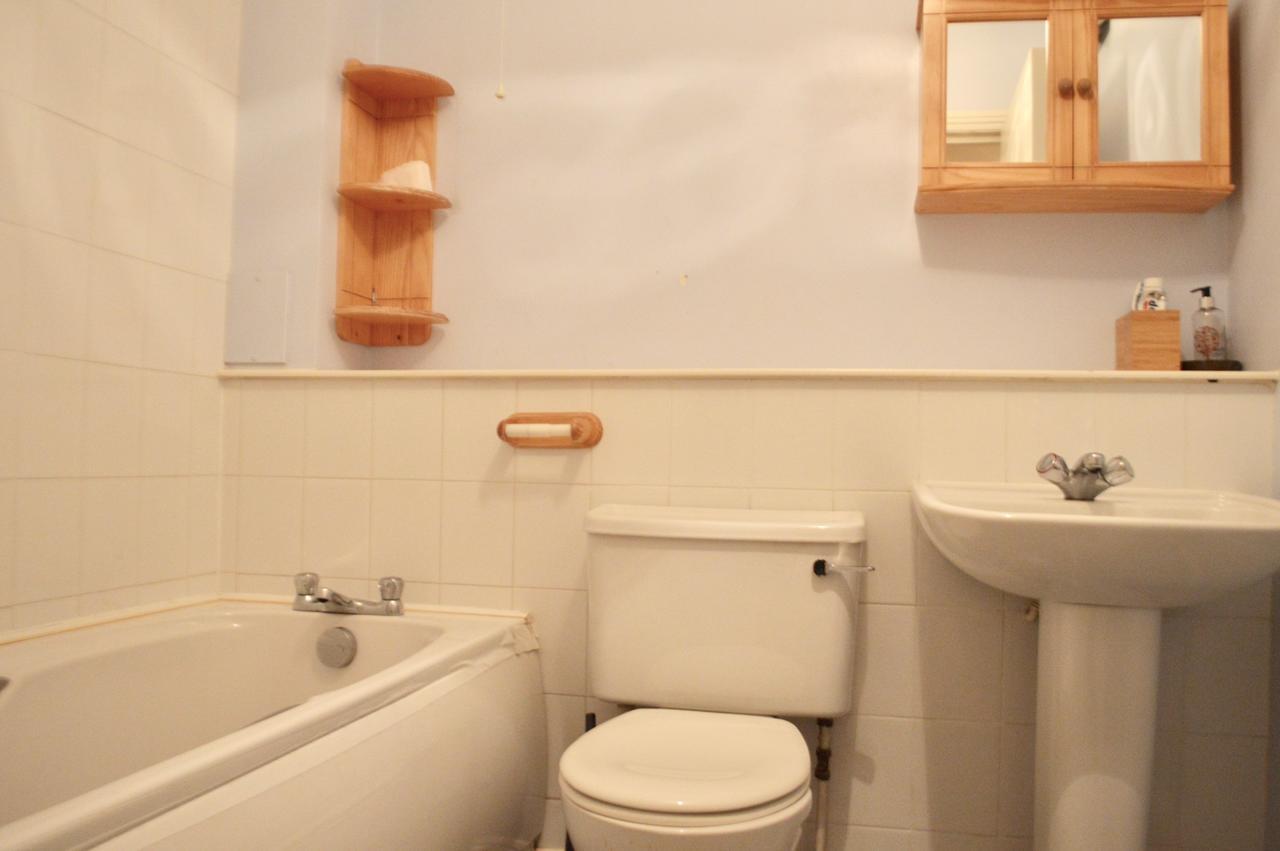 Apartment 2 Bedroom Flat By Harrison Park Edinburgh