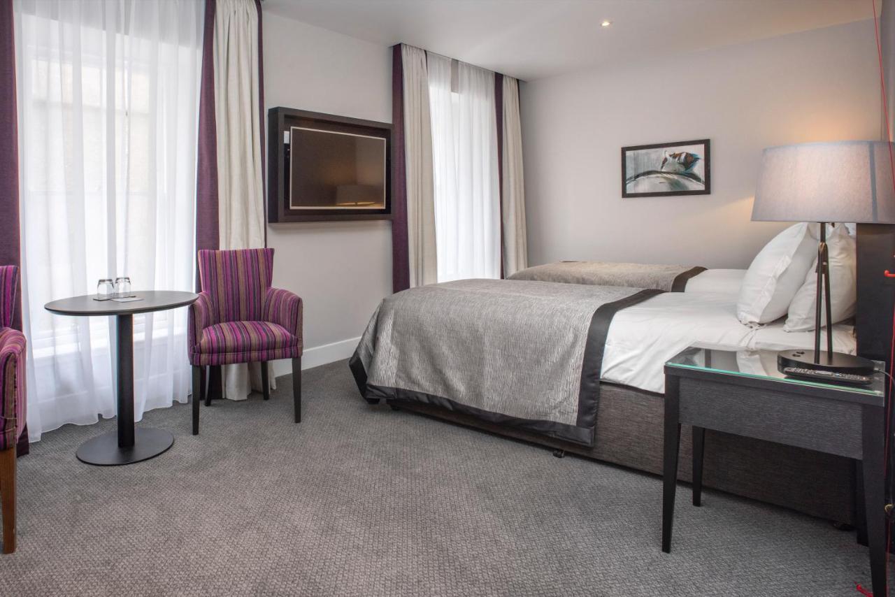 Hill Place Hotel 4*