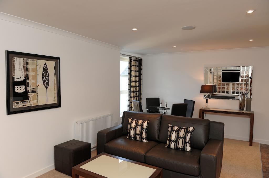 Fountain Court - Grove Executive
