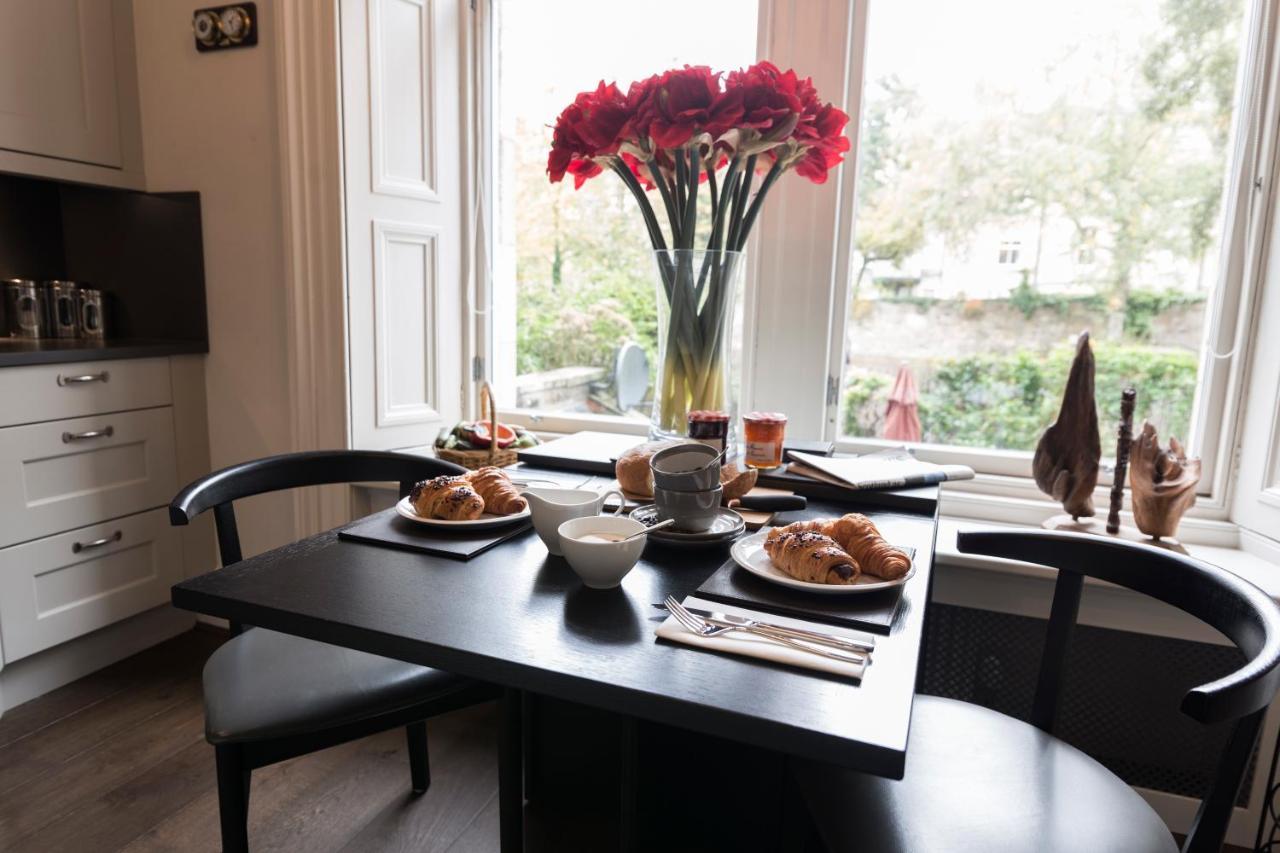 Palmerston Place Luxury City Centre Apt With Private Parking *