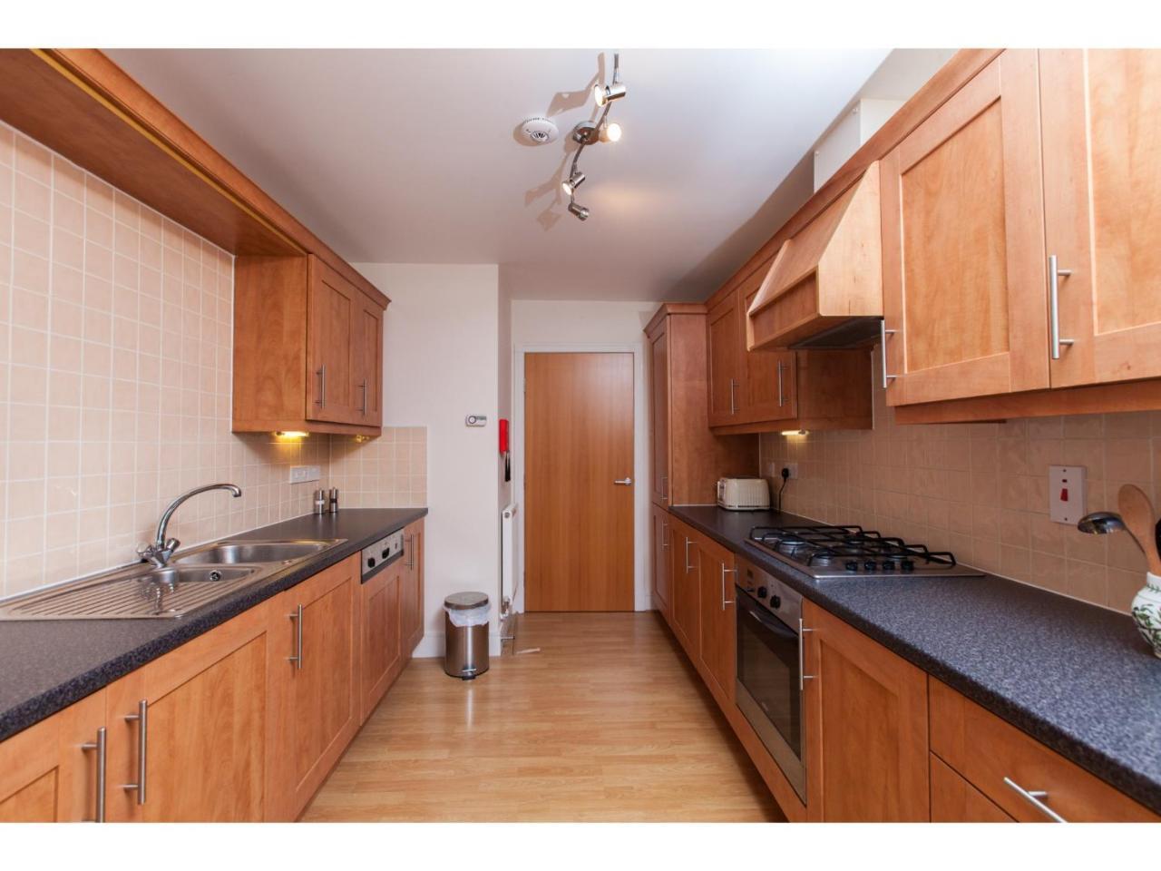 Spacious, Central Apartment