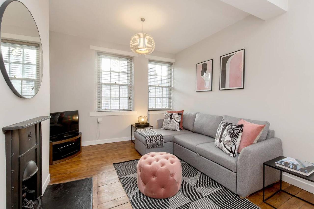 Altido Unique & Stylish Grassmarket Apt - Close To Castle Apartment Edinburgh