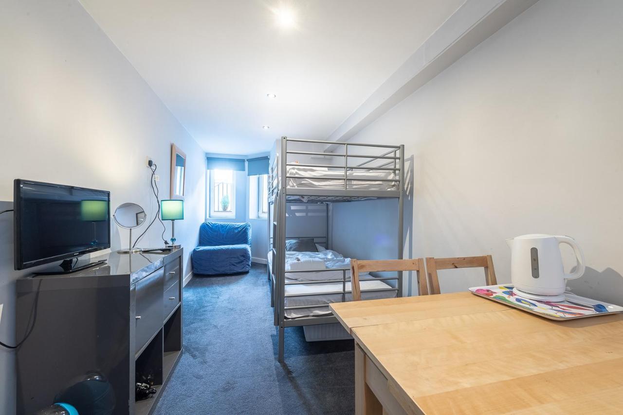 Caledonian Guest house 3*