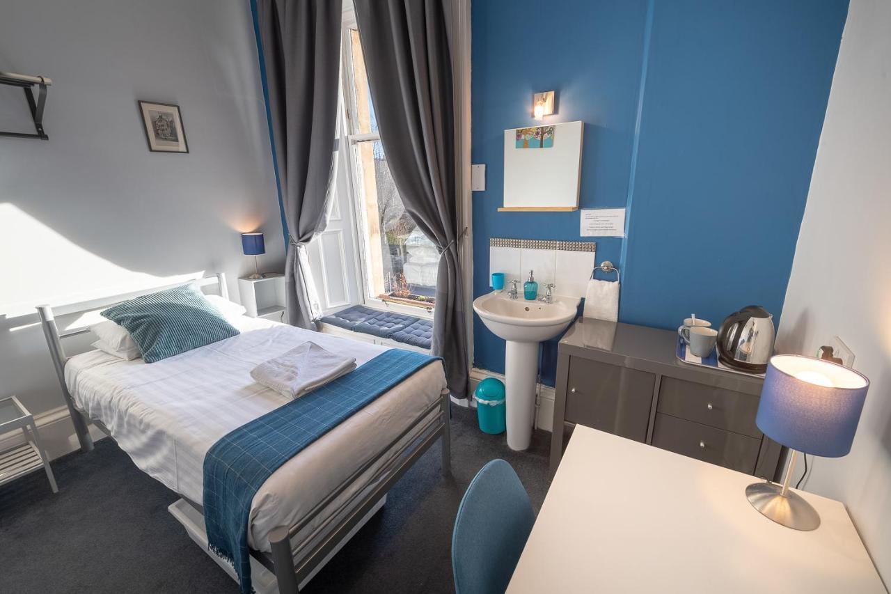 Caledonian Guest house 3*