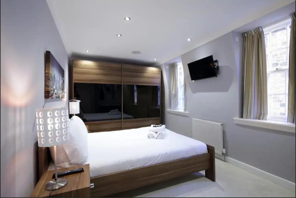 Apartment 26 Queensferry Street Lane *