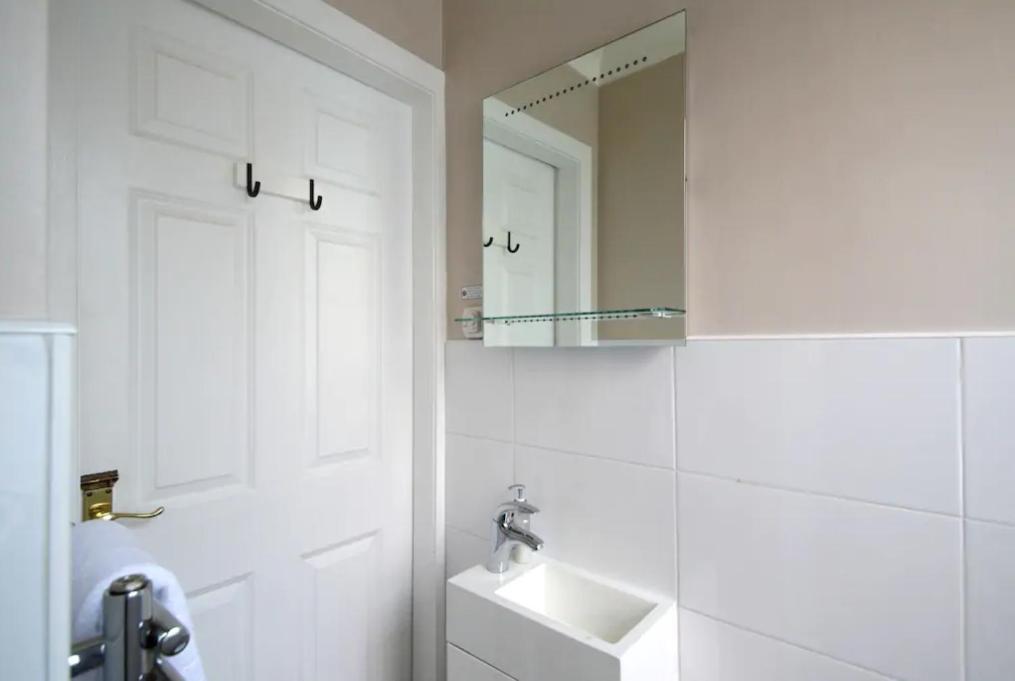 26 Queensferry Street Lane *
