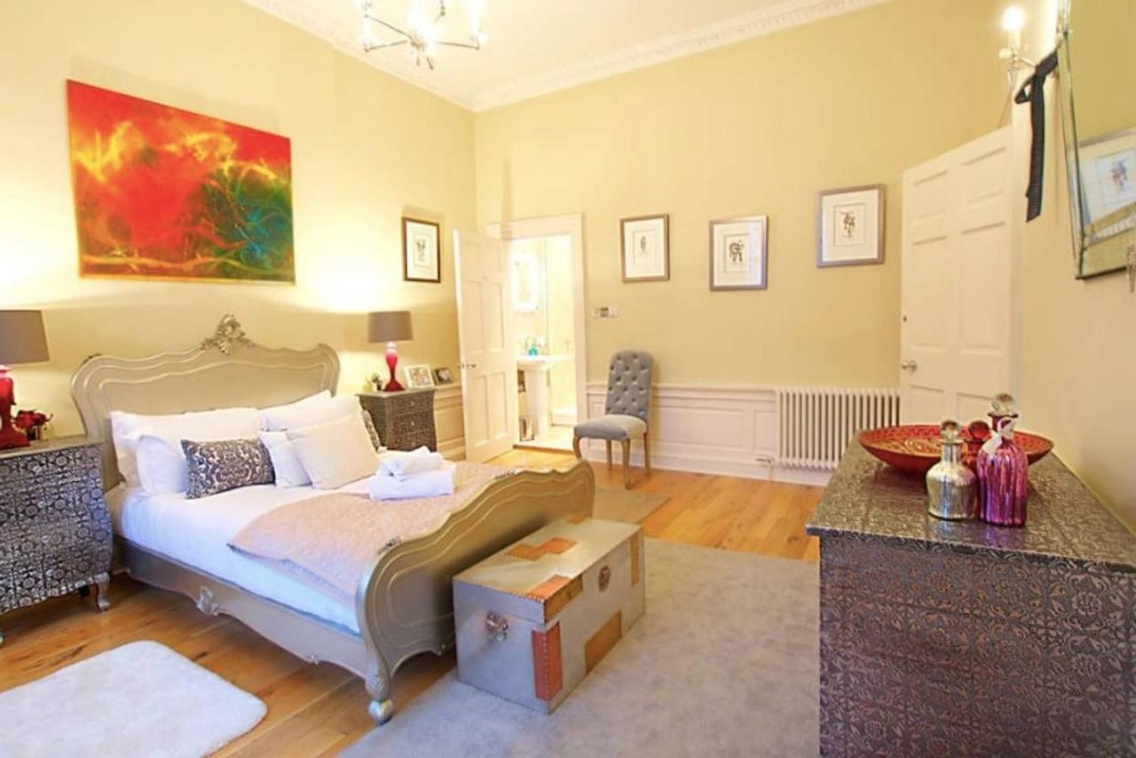 Apartment 11 York Place *