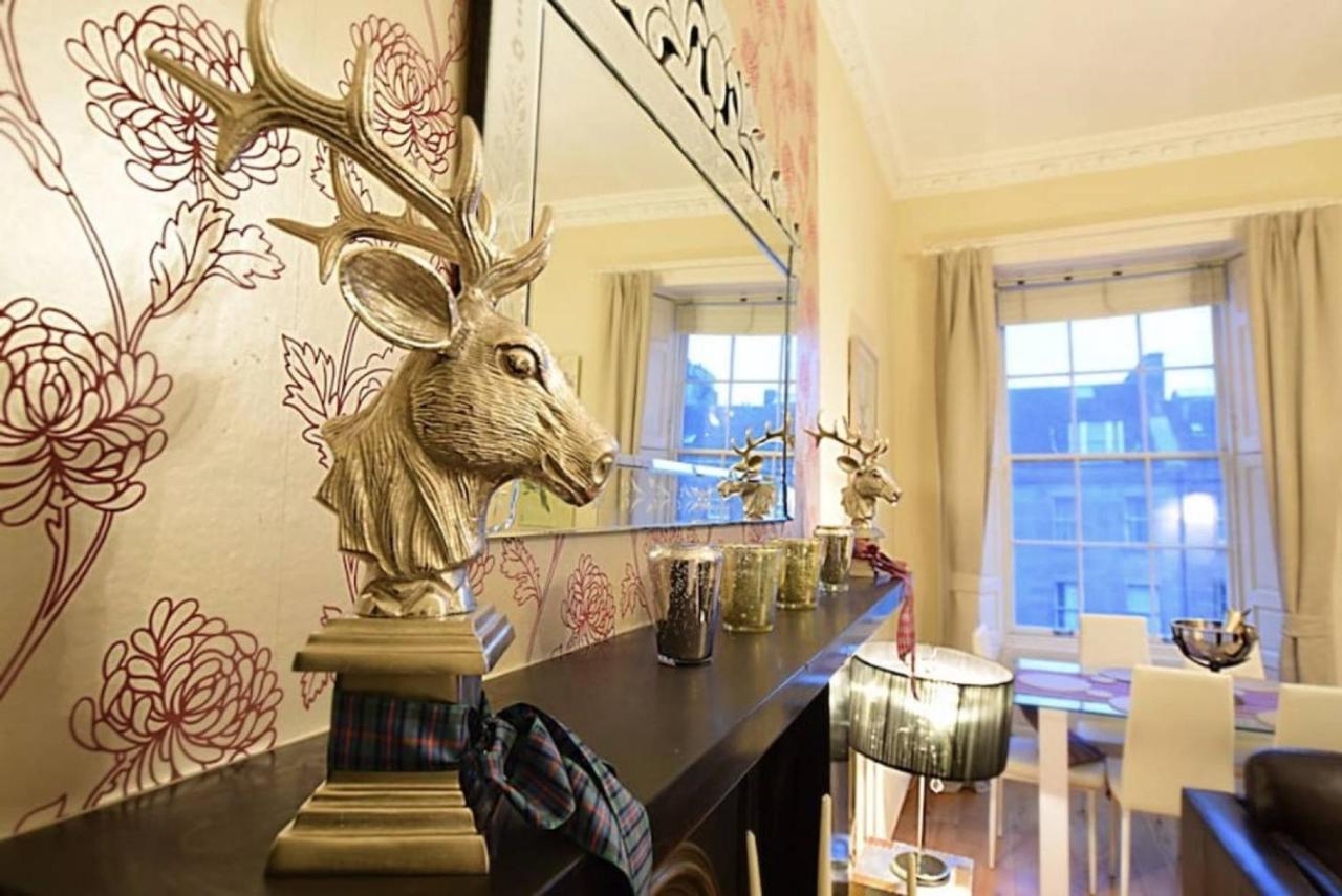 11 York Place * Edinburgh