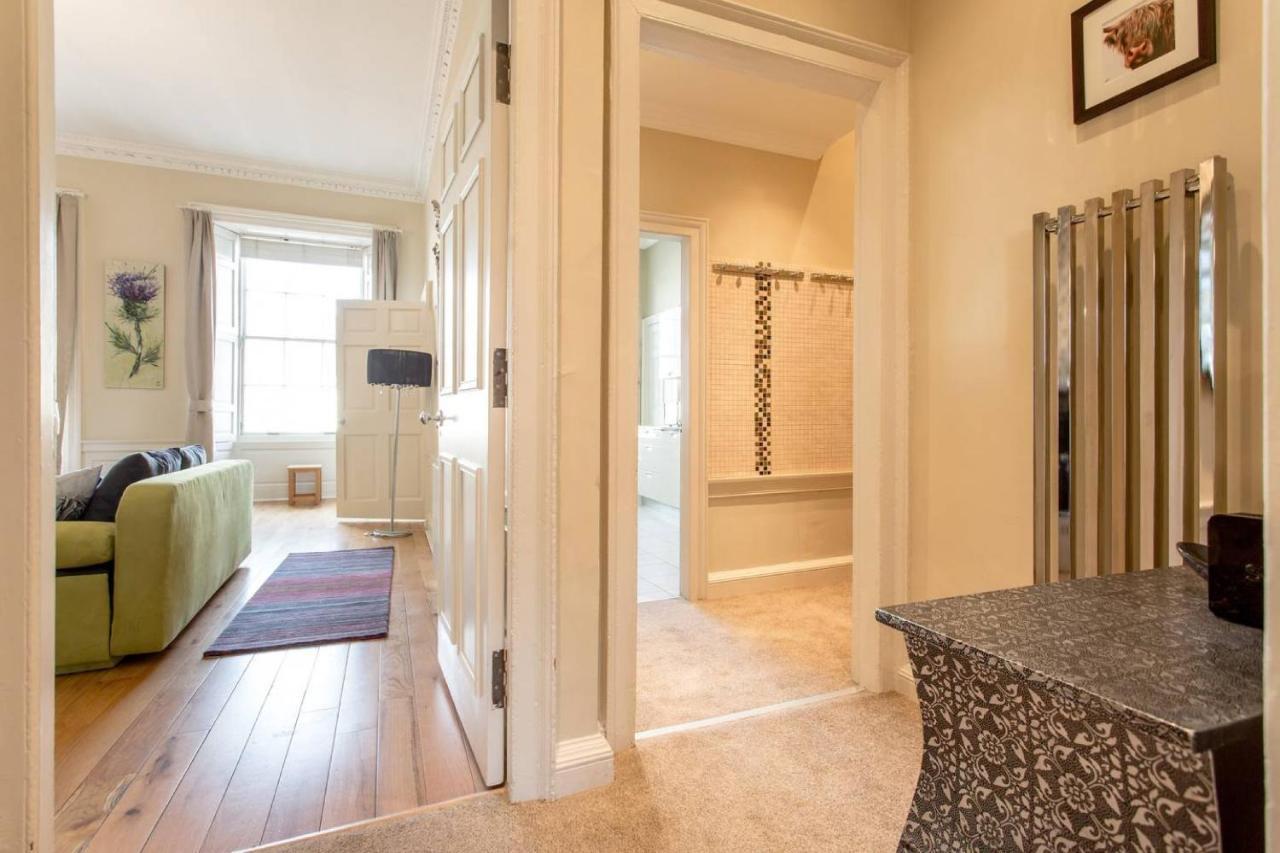 11 York Place Apartment *