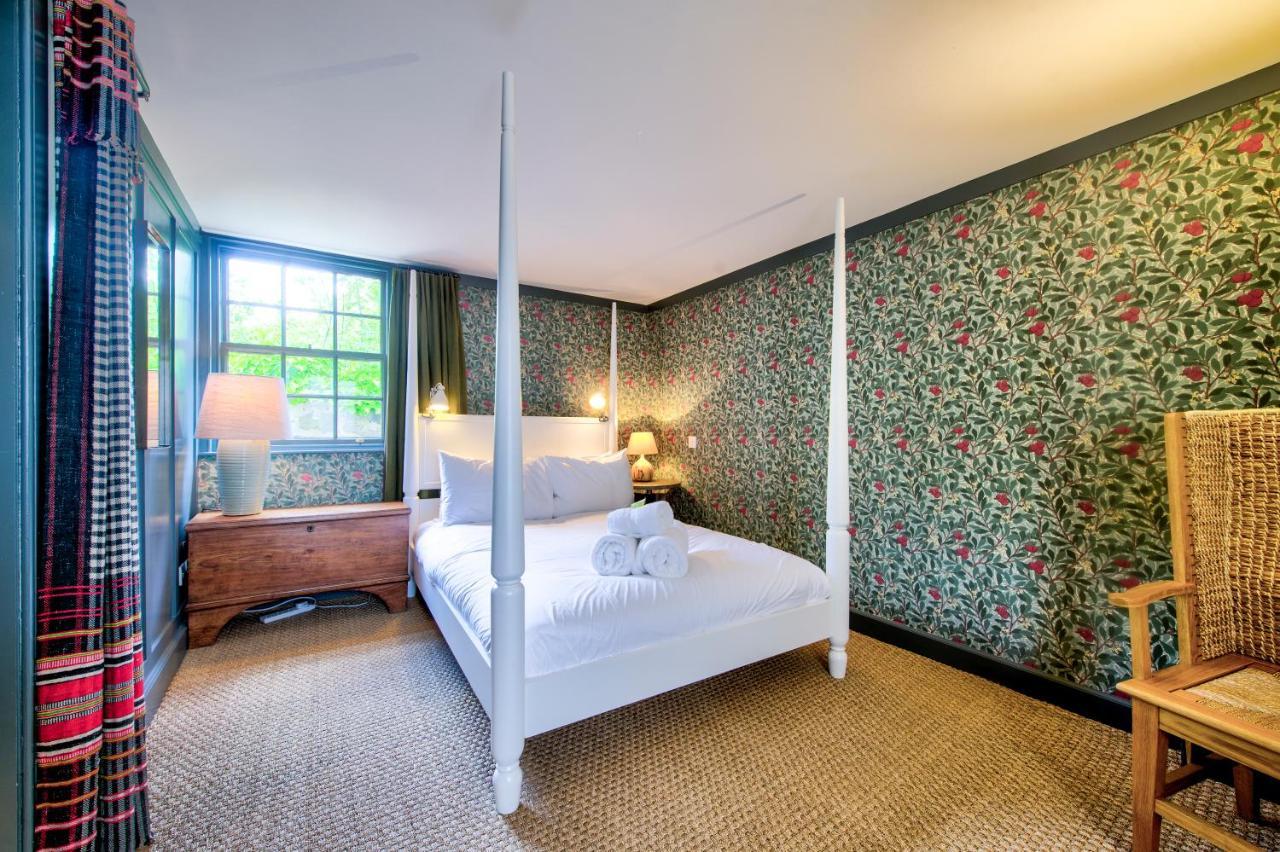 Altido Rockhouse: Historic Gem - Photographer's Studio Ferienhaus *