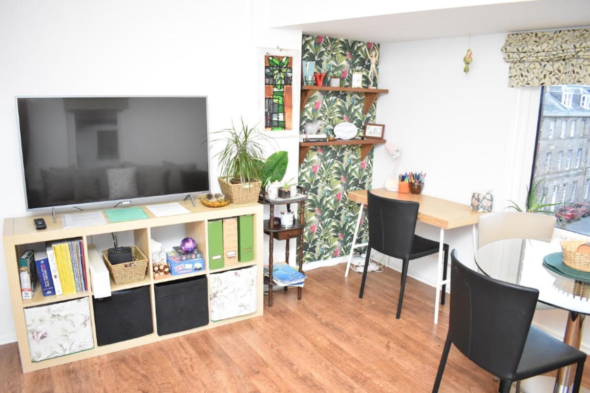 Apartment Chapel Lane - Charming Modern One Bed At The Shore! Edinburgh