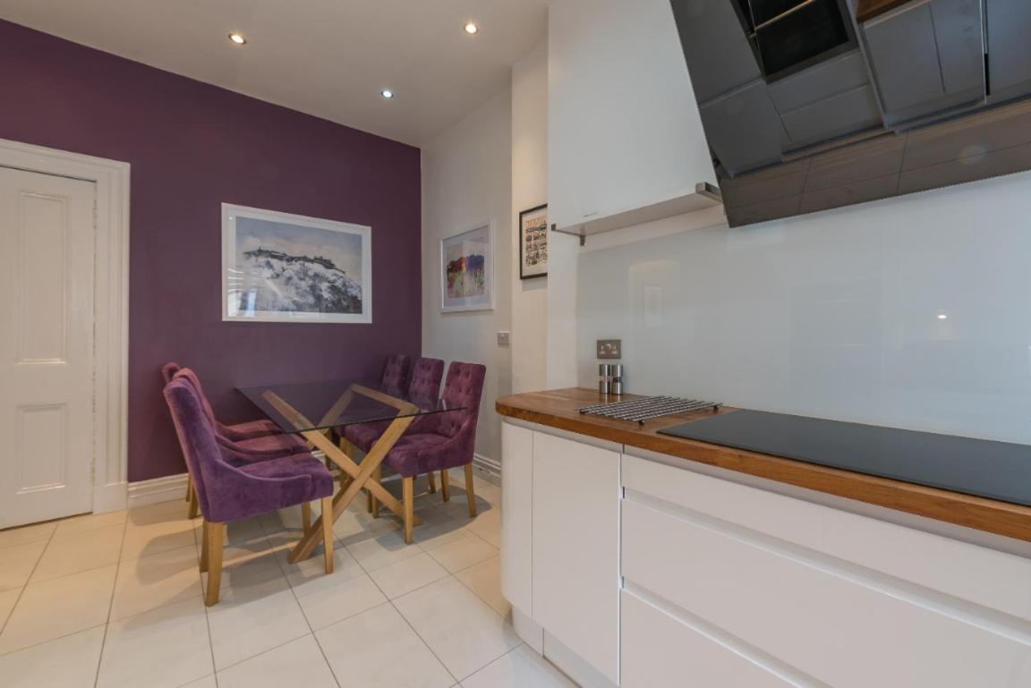 Bruntsfield Place - Beautiful 2 Bed With Spectacular Views! * Edinburgh
