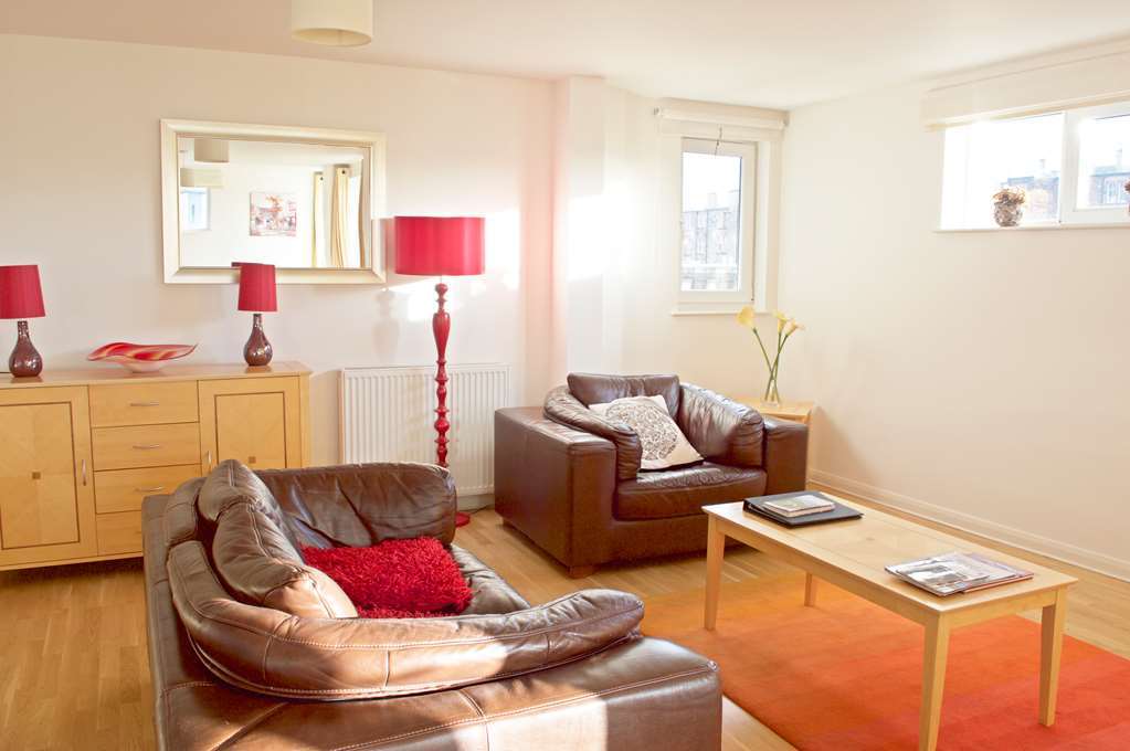 Dreamhouse Centre * Edinburgh